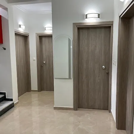 Armida Apartament *
